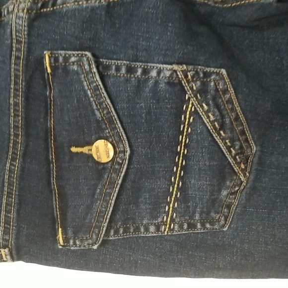 Denizen Levis Blue Jean Capri Pants - Picture 8 of 11